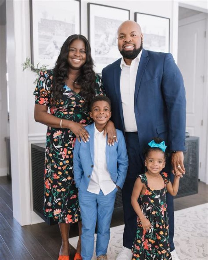 Explore The Lineage: Who Are The Parents Of Jasmine Crockett?