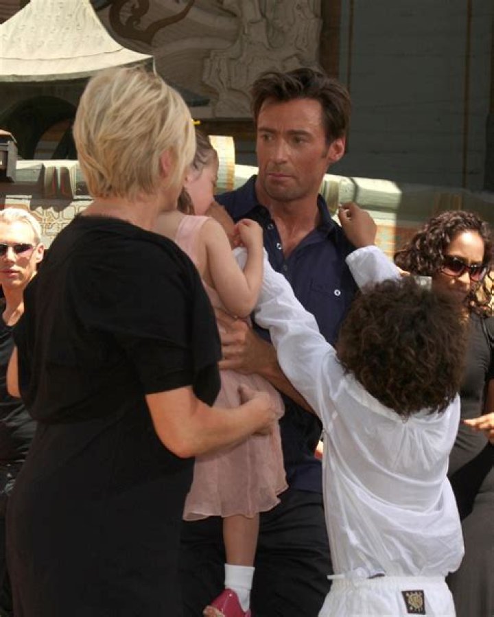 Hugh Jackman's Daughter's Surprising Age: A Timeline Of Her Life