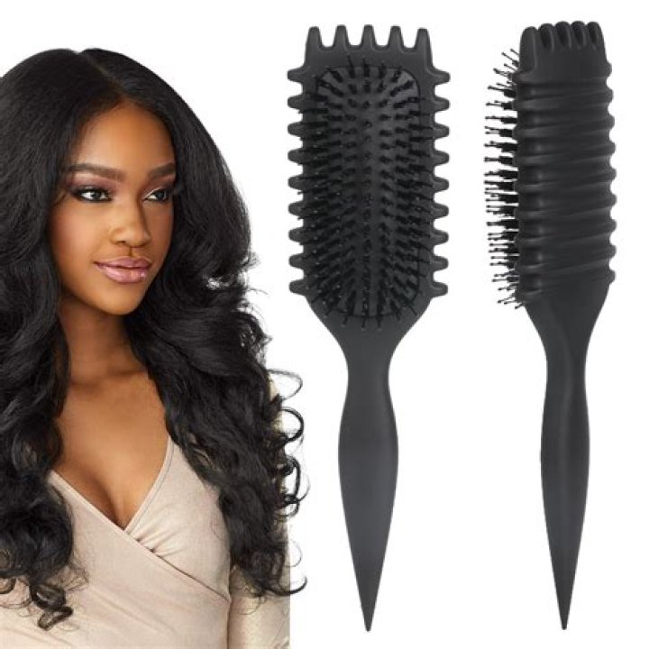 Is A Wet Brush Really The Best Option For Your Curly Hair?