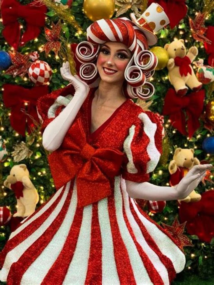 Katy Perry's Unforgettable Peppermint Costume: A Sweet Delight