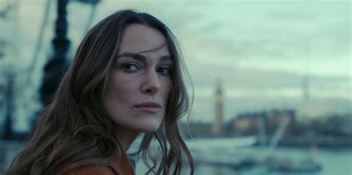 Keira Knightley's Long, Flowing Locks: A Timeless Beauty