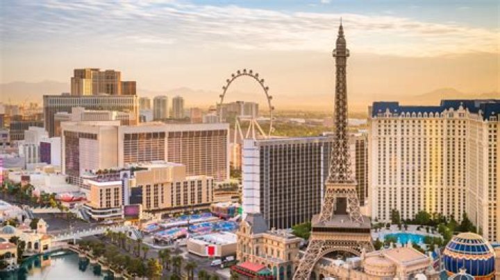 Las Vegas' Celebrity-Approved Hotels: Where The Stars Stay