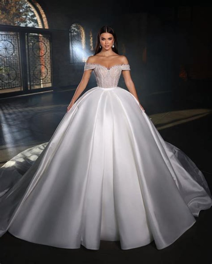 Majestic Wedding Gowns Fit For A Queen