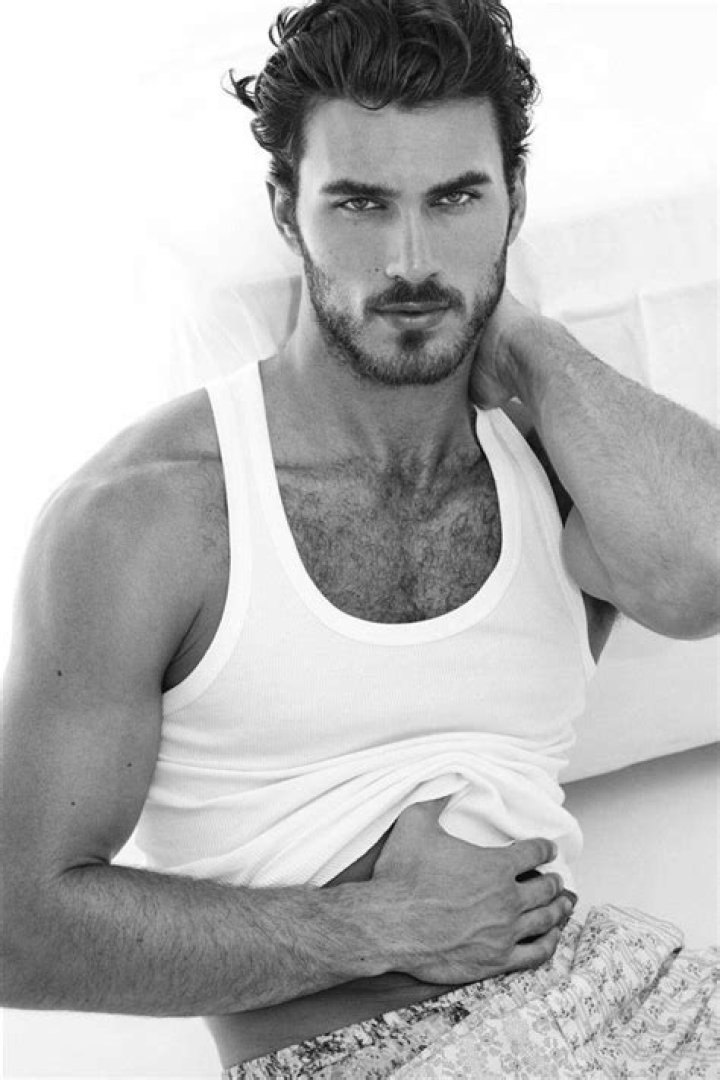 Male Model Michael T. Weiss Shows Off His Chiseled Abs