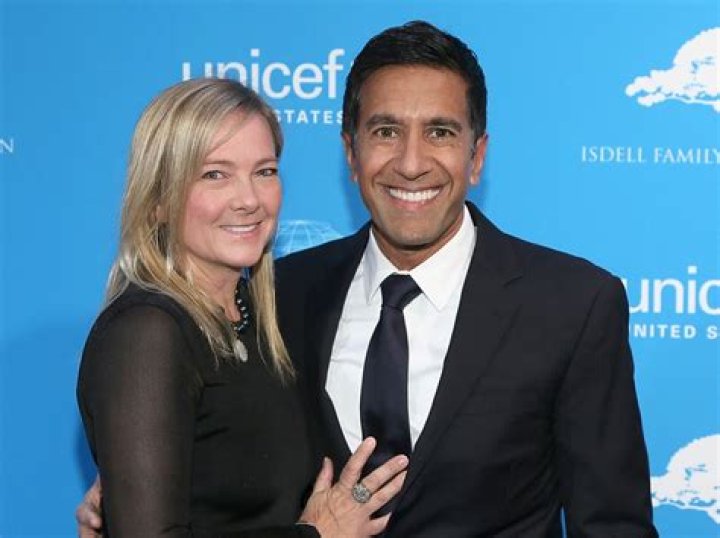Rebecca Olson And Sanjay Gupta: An Insightful Conversation