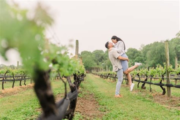 Sasha Calle's Interwoven Relationships And Romantic Engagements
