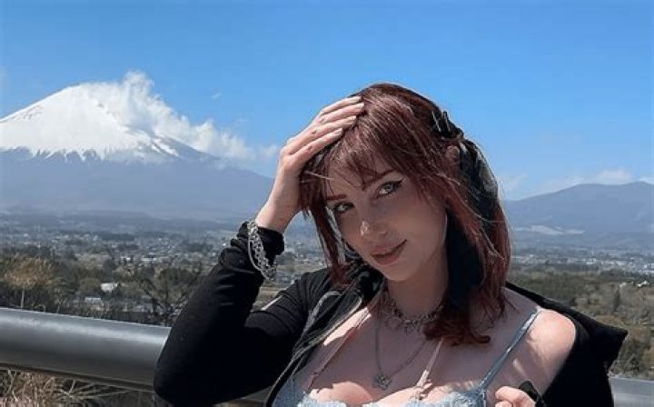 Shanin Blake's Exclusive Content: Unleash The Seductive Flames