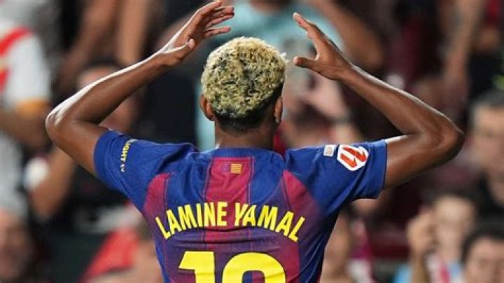 The Ultimate Guide To Lamine Yamal's Mother's Age: A Comprehensive Look