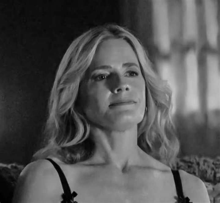 Timeless Beauty: Elisabeth Shue's Captivating Performance In 1984