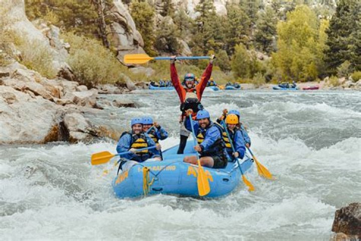 Unforgettable Santiam River Rafting Adventure