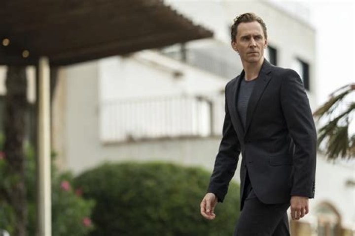 Unraveling The Enigma: Tom Hiddleston's Height Unveiled